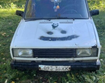 Белый ВАЗ 2105, объемом двигателя 1.6 л и пробегом 100 тыс. км за 379 $, фото 1 на Automoto.ua
