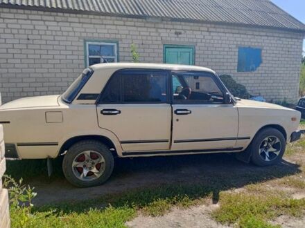 Белый ВАЗ 2105, объемом двигателя 1.7 л и пробегом 80 тыс. км за 15000 $, фото 1 на Automoto.ua