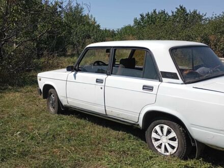 Білий ВАЗ 2105, об'ємом двигуна 1.6 л та пробігом 120 тис. км за 750 $, фото 1 на Automoto.ua