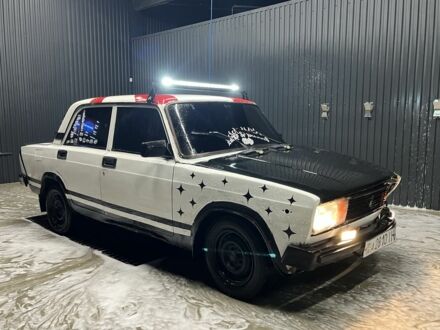Білий ВАЗ 2105, об'ємом двигуна 1.5 л та пробігом 250 тис. км за 550 $, фото 1 на Automoto.ua