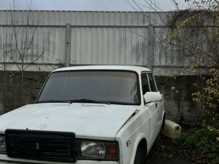 Білий ВАЗ 2105, об'ємом двигуна 1.7 л та пробігом 100 тис. км за 320 $, фото 1 на Automoto.ua