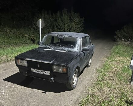 Белый ВАЗ 2105, объемом двигателя 1.3 л и пробегом 322 тыс. км за 571 $, фото 1 на Automoto.ua