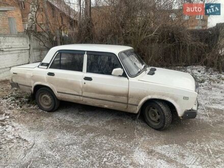 ВАЗ 2105 1988 в Шишаках на Automoto.ua Белый ВАЗ 2105, объемом двигателя 1.3 л и пробегом 40 тыс. км за 482 $, фото 1 на Automoto.ua