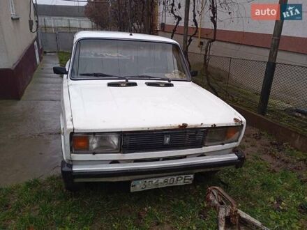 Белый ВАЗ 2105, объемом двигателя 1.3 л и пробегом 285 тыс. км за 448 $, фото 1 на Automoto.ua