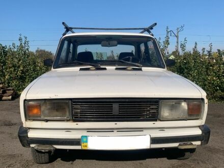 ВАЗ 2105 1989 в Синельниковом на Automoto.ua Белый ВАЗ 2105, объемом двигателя 1.5 л и пробегом 10 тыс. км за 550 $, фото 1 на Automoto.ua