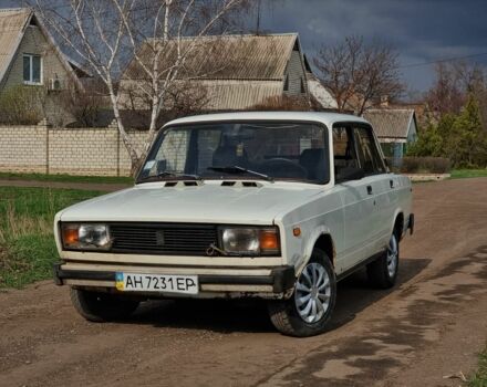 Белый ВАЗ 2105, объемом двигателя 0 л и пробегом 200 тыс. км за 497 $, фото 1 на Automoto.ua