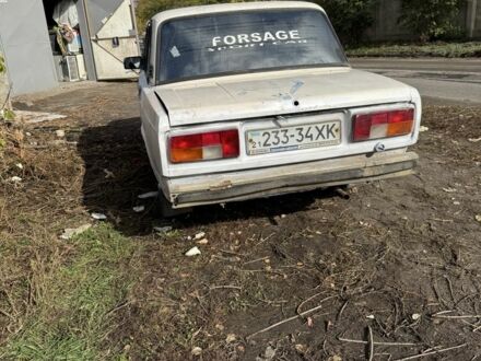 ВАЗ 2105 1989 в Харькове на Automoto.ua Белый ВАЗ 2105, объемом двигателя 1.3 л и пробегом 50 тыс. км за 180 $, фото 1 на Automoto.ua