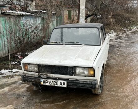 Белый ВАЗ 2105, объемом двигателя 1.3 л и пробегом 120 тыс. км за 222 $, фото 1 на Automoto.ua