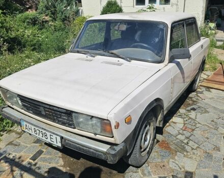 Белый ВАЗ 2105, объемом двигателя 0 л и пробегом 100 тыс. км за 500 $, фото 1 на Automoto.ua