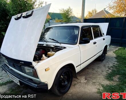 Белый ВАЗ 2105, объемом двигателя 1.3 л и пробегом 208 тыс. км за 790 $, фото 1 на Automoto.ua