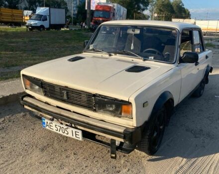 Белый ВАЗ 2105, объемом двигателя 1.2 л и пробегом 999 тыс. км за 684 $, фото 1 на Automoto.ua