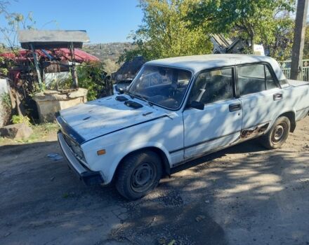 ВАЗ 2105 1990 в Голованевске на Automoto.ua Белый ВАЗ 2105, объемом двигателя 0 л и пробегом 40 тыс. км за 407 $, фото 1 на Automoto.ua