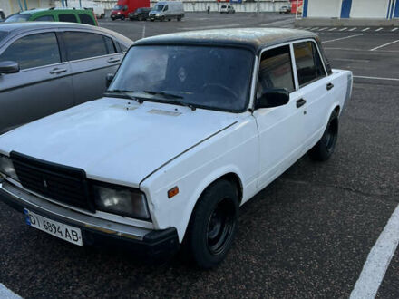 Белый ВАЗ 2105, объемом двигателя 1.5 л и пробегом 77 тыс. км за 850 $, фото 1 на Automoto.ua