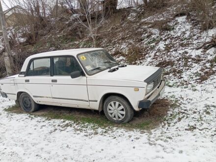 Білий ВАЗ 2105, об'ємом двигуна 1 л та пробігом 2 тис. км за 474 $, фото 1 на Automoto.ua