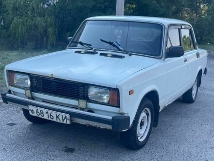 Белый ВАЗ 2105, объемом двигателя 1.3 л и пробегом 35 тыс. км за 504 $, фото 1 на Automoto.ua