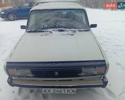 Білий ВАЗ 2105, об'ємом двигуна 1.5 л та пробігом 200 тис. км за 500 $, фото 1 на Automoto.ua