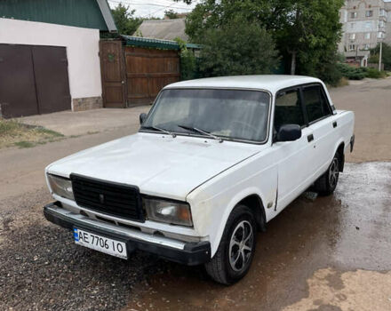 Белый ВАЗ 2105, объемом двигателя 1.3 л и пробегом 99 тыс. км за 800 $, фото 1 на Automoto.ua