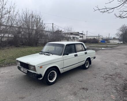 Белый ВАЗ 2105, объемом двигателя 1.3 л и пробегом 200 тыс. км за 550 $, фото 1 на Automoto.ua