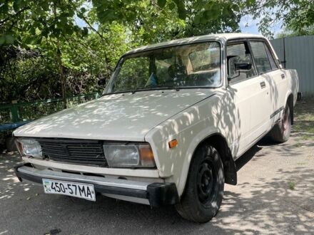 ВАЗ 2105 1990 в Черкассах на Automoto.ua Белый ВАЗ 2105, объемом двигателя 1.5 л и пробегом 317 тыс. км за 350 $, фото 1 на Automoto.ua