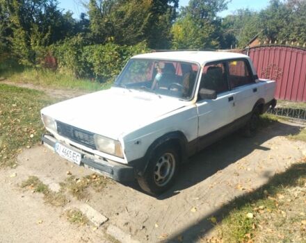 Белый ВАЗ 2105, объемом двигателя 1.3 л и пробегом 150 тыс. км за 279 $, фото 1 на Automoto.ua