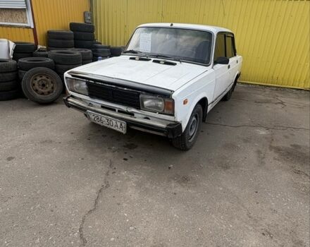 Белый ВАЗ 2105, объемом двигателя 0 л и пробегом 3 тыс. км за 565 $, фото 1 на Automoto.ua
