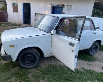 Білий ВАЗ 2105, об'ємом двигуна 1.5 л та пробігом 100 тис. км за 279 $, фото 1 на Automoto.ua