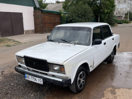 Белый ВАЗ 2105, объемом двигателя 1.3 л и пробегом 99 тыс. км за 534 $, фото 1 на Automoto.ua