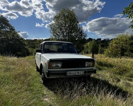 Белый ВАЗ 2105, объемом двигателя 1.3 л и пробегом 132 тыс. км за 907 $, фото 1 на Automoto.ua