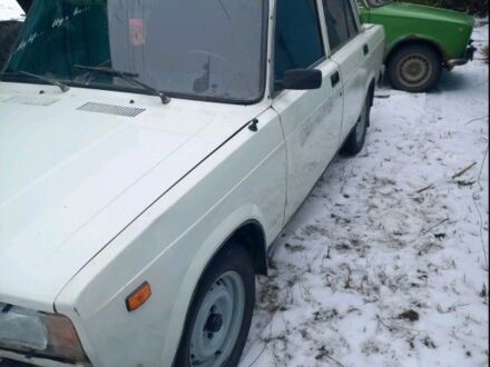 Білий ВАЗ 2105, об'ємом двигуна 0 л та пробігом 59 тис. км за 601 $, фото 1 на Automoto.ua