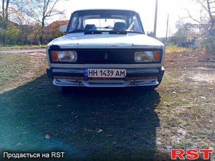 Белый ВАЗ 2105, объемом двигателя 1.5 л и пробегом 0 тыс. км за 650 $, фото 1 на Automoto.ua