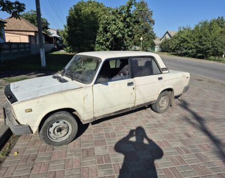Білий ВАЗ 2105, об'ємом двигуна 0 л та пробігом 120 тис. км за 605 $, фото 1 на Automoto.ua