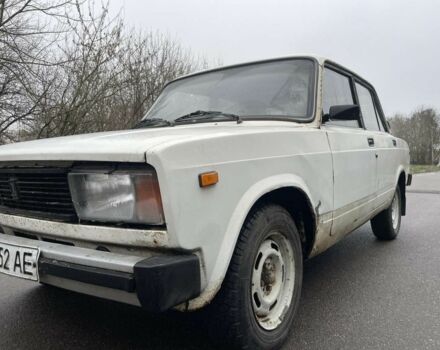 Белый ВАЗ 2105, объемом двигателя 1.5 л и пробегом 250 тыс. км за 473 $, фото 1 на Automoto.ua