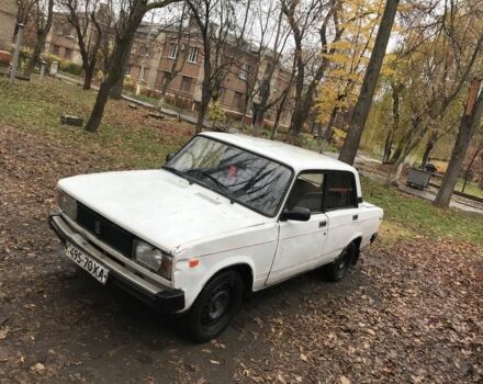 Белый ВАЗ 2105, объемом двигателя 1.3 л и пробегом 777 тыс. км за 500 $, фото 1 на Automoto.ua