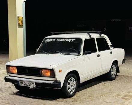 Белый ВАЗ 2105, объемом двигателя 1.5 л и пробегом 241 тыс. км за 756 $, фото 1 на Automoto.ua