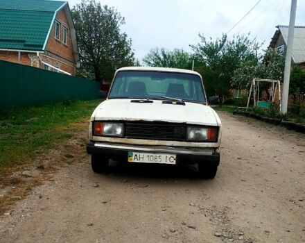 Белый ВАЗ 2105, объемом двигателя 1.5 л и пробегом 25 тыс. км за 370 $, фото 1 на Automoto.ua