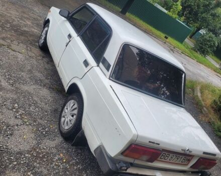 Белый ВАЗ 2105, объемом двигателя 6 л и пробегом 60 тыс. км за 40000 $, фото 1 на Automoto.ua