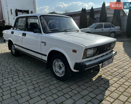 Белый ВАЗ 2105, объемом двигателя 1.2 л и пробегом 24 тыс. км за 1200 $, фото 1 на Automoto.ua