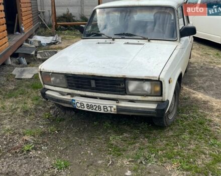 Белый ВАЗ 2105, объемом двигателя 1.5 л и пробегом 157 тыс. км за 650 $, фото 1 на Automoto.ua