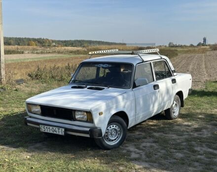 Белый ВАЗ 2105, объемом двигателя 1.5 л и пробегом 19 тыс. км за 334 $, фото 1 на Automoto.ua