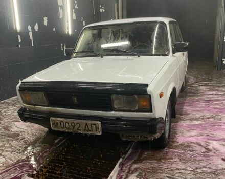 Белый ВАЗ 2105, объемом двигателя 1.5 л и пробегом 222 тыс. км за 407 $, фото 1 на Automoto.ua