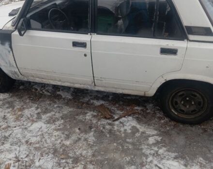 Белый ВАЗ 2105, объемом двигателя 1.2 л и пробегом 300 тыс. км за 512 $, фото 1 на Automoto.ua
