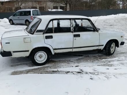 Білий ВАЗ 2105, об'ємом двигуна 1.5 л та пробігом 138 тис. км за 900 $, фото 1 на Automoto.ua