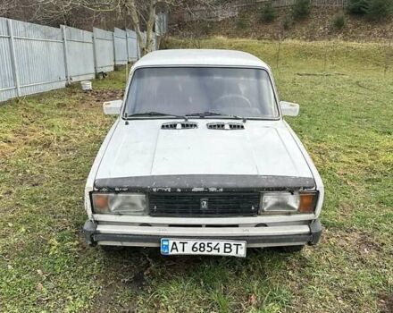 Белый ВАЗ 2105, объемом двигателя 1.3 л и пробегом 122 тыс. км за 500 $, фото 1 на Automoto.ua