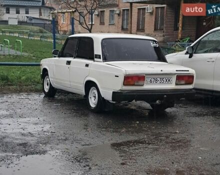 Белый ВАЗ 2105, объемом двигателя 1.5 л и пробегом 50 тыс. км за 415 $, фото 1 на Automoto.ua