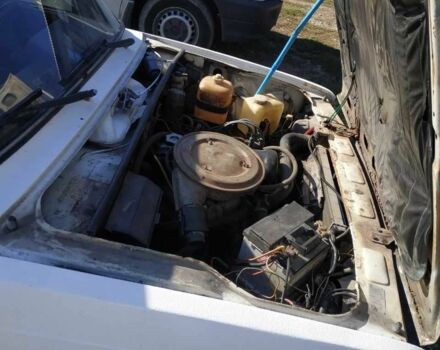 Белый ВАЗ 2105, объемом двигателя 1.2 л и пробегом 777 тыс. км за 550 $, фото 1 на Automoto.ua