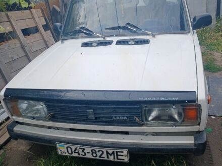 ВАЗ 2105 1992 в Кропивницком (Кировограде) на Automoto.ua Белый ВАЗ 2105, объемом двигателя 0 л и пробегом 85 тыс. км за 725 $, фото 1 на Automoto.ua
