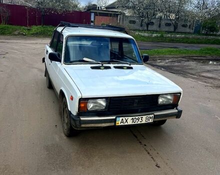 Белый ВАЗ 2105, объемом двигателя 1.5 л и пробегом 250 тыс. км за 550 $, фото 1 на Automoto.ua
