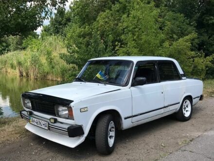 Белый ВАЗ 2105, объемом двигателя 1.7 л и пробегом 100 тыс. км за 833 $, фото 1 на Automoto.ua