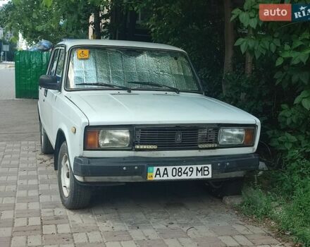 Белый ВАЗ 2105, объемом двигателя 1.2 л и пробегом 120 тыс. км за 1200 $, фото 1 на Automoto.ua