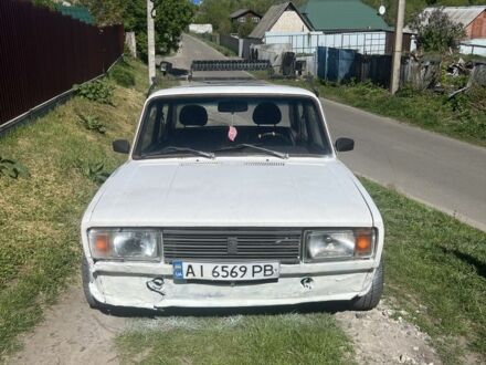 Белый ВАЗ 2105, объемом двигателя 1.5 л и пробегом 65 тыс. км за 476 $, фото 1 на Automoto.ua